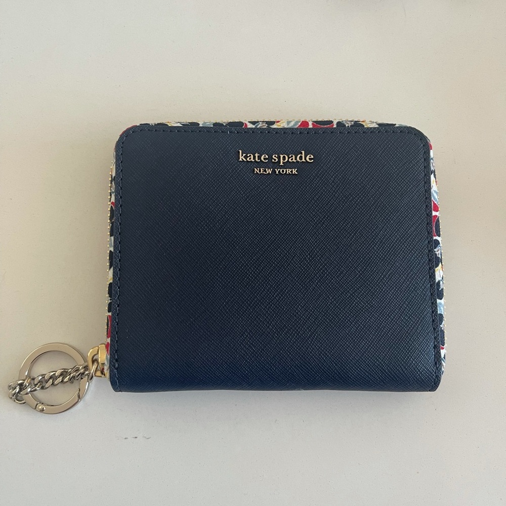 Never used Kate spade wallet